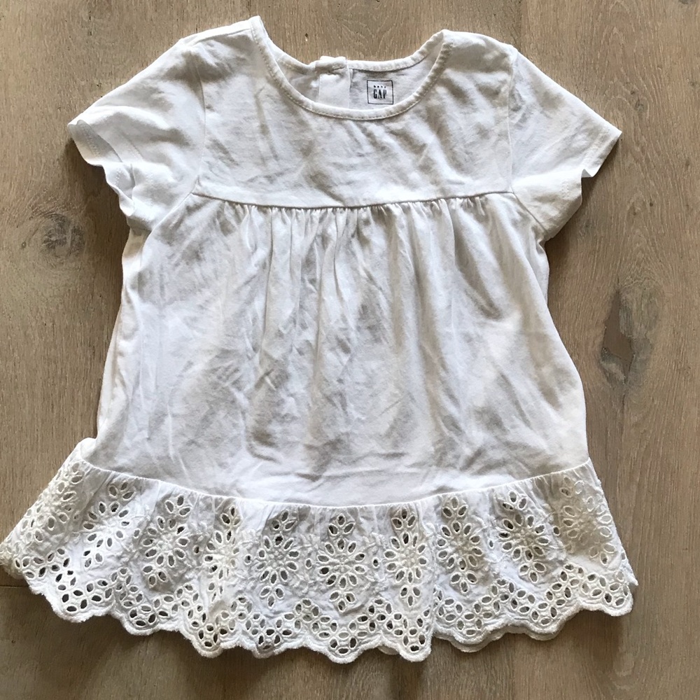 Baby Gap Eyelet top for girls